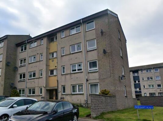 156 Old Croft Pl 1