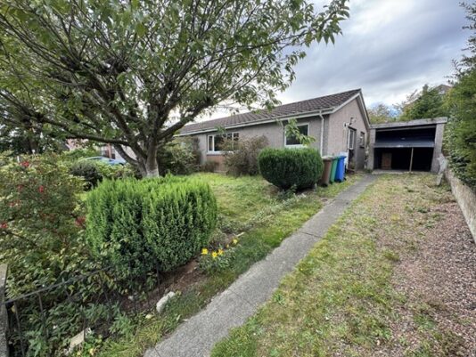 70 St Michaels Dr 1