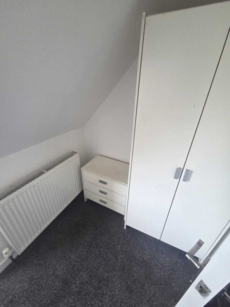 31 F Marischal St 6