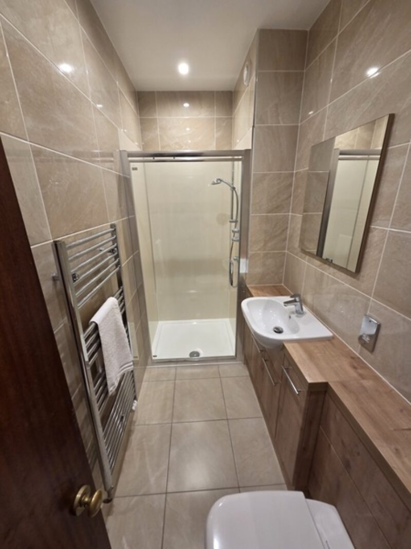 5 D Urquhart Pl 3