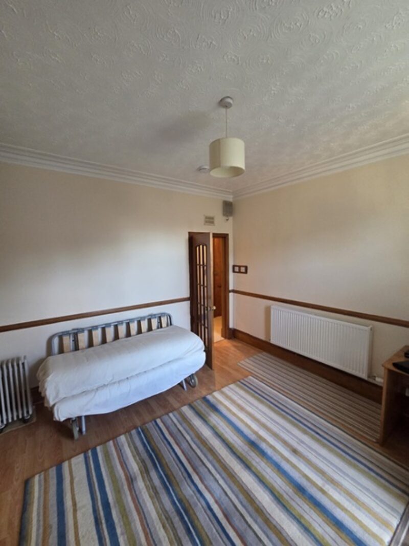 5 D Urquhart Pl 8